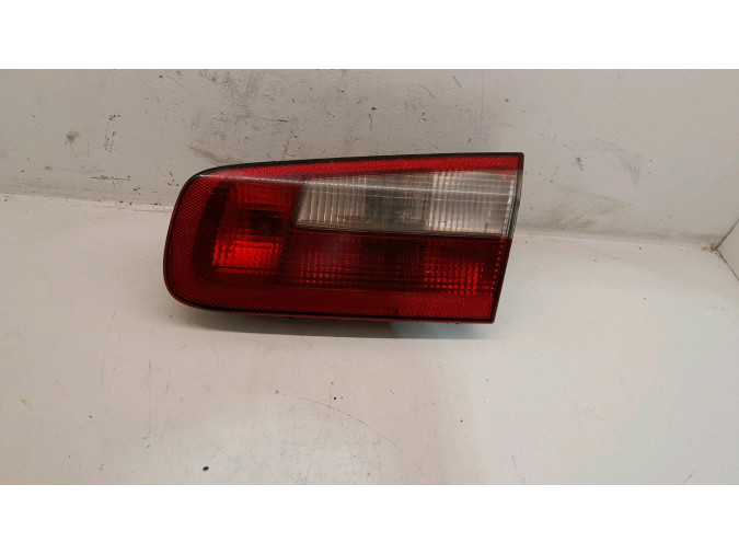 PILOTO TRASERO DERECHO RENAULT LAGUNA 2004