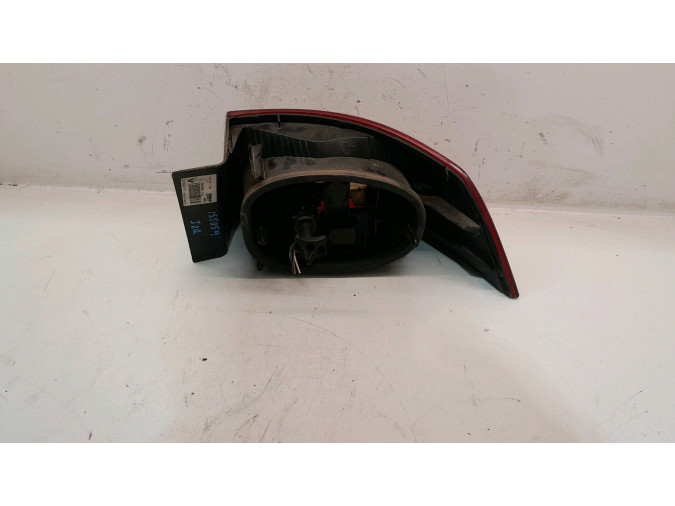 PILOTO TRASERO IZQUIERDO RENAULT LAGUNA 2004