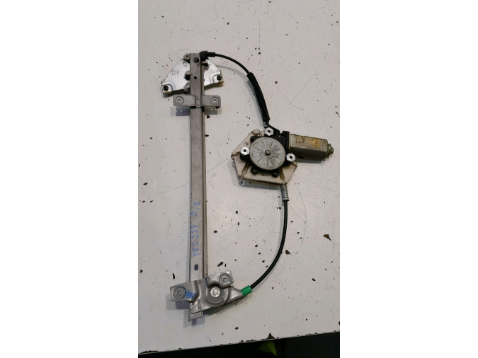 ELEVALUNAS DELANTERO DERECHO VOLVO S40 1998