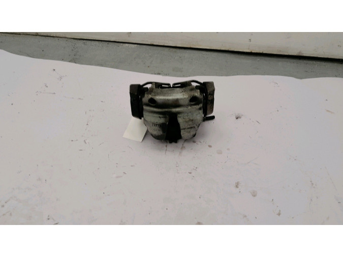 pinza freno delantera derecha VOLVO V60 2021