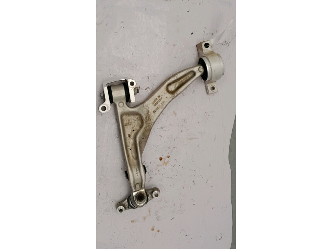 BRAZO SUSPENSION INFERIOR DELANTERO IZQUIERDO VOLVO V60 2021