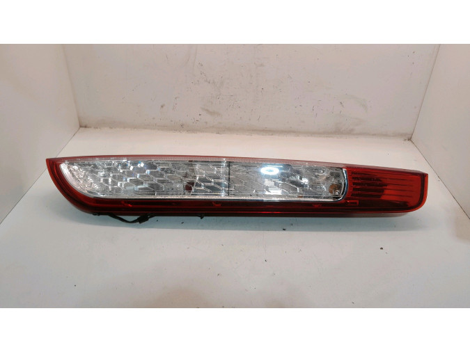 PILOTO TRASERO DERECHO FORD FOCUS 2009