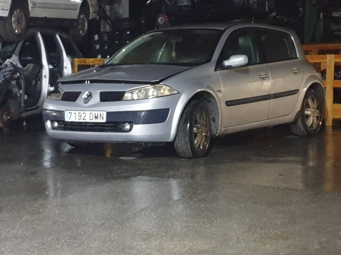 RENAULT MÉGANE Año : 2005