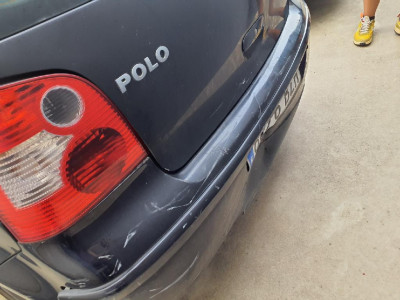 VOLKSWAGEN POLO Año : 2002