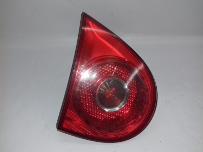 PILOTO TRASERO IZQUIERDO SKODA SUPERB 2005