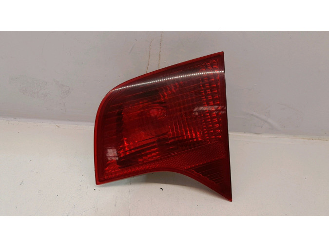 PILOTO TRASERO DERECHO AUDI A4 2005
