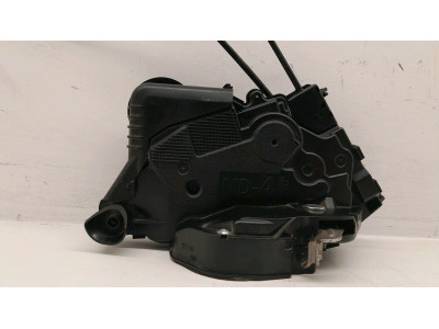 CERRADURA PUERTA DELANTERA DERECHA TOYOTA YARIS 2006