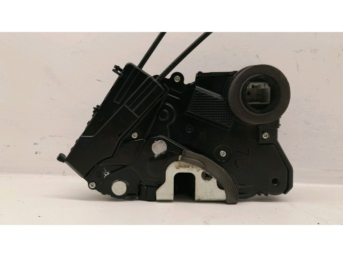 CERRADURA PUERTA DELANTERA DERECHA TOYOTA YARIS 2006