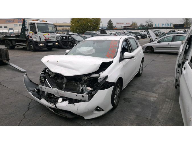 Intercooler TOYOTA AURIS  2014