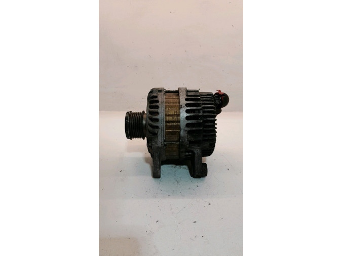 Alternador NISSAN NV200 2017