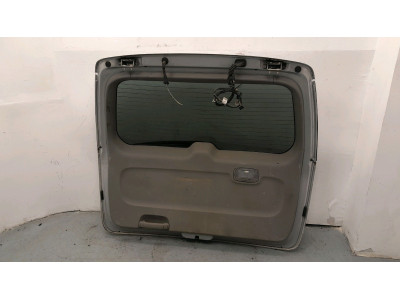 Portón tr KIA CARNIVAL GRIS 2007