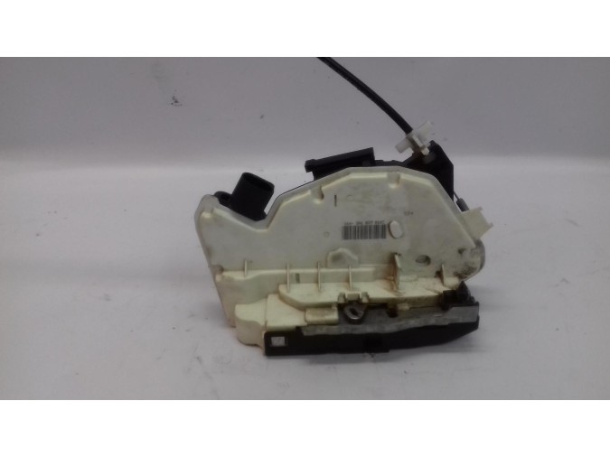 CERRADURA PUERTA TRASERA DERECHA SKODA FABIA 2010