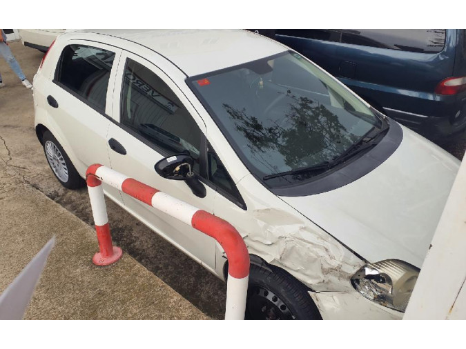 FIAT PUNTO Año : 2009