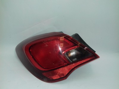 PILOTO TRASERO IZQUIERDO OPEL CORSA 2016