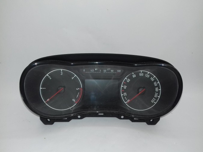 CUADRO INSTRUMENTOS OPEL CORSA 2016