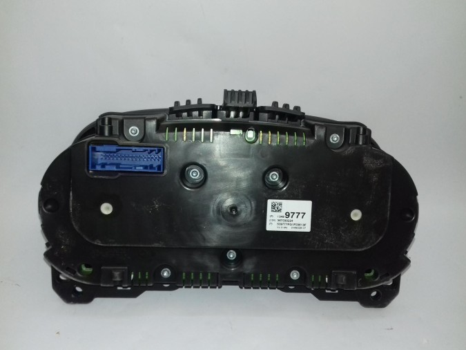CUADRO INSTRUMENTOS OPEL CORSA 2016