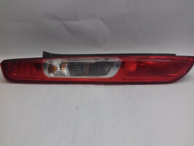 PILOTO TRASERO IZQUIERDO FORD FOCUS 2007