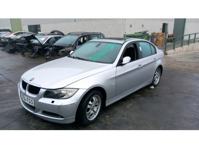 Piloto adicional freno BMW 320I  2005