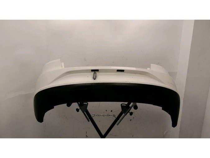 PARAGOLPES TRASERO SEAT TOLEDO BLANCO 2015
