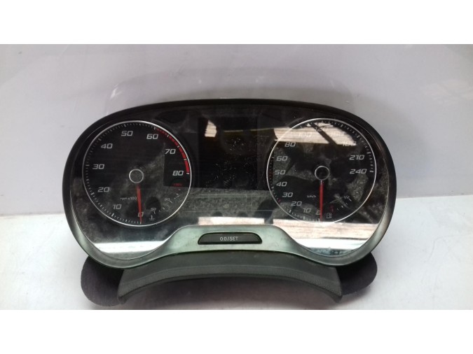 CUADRO INSTRUMENTOS SEAT IBIZA 2016