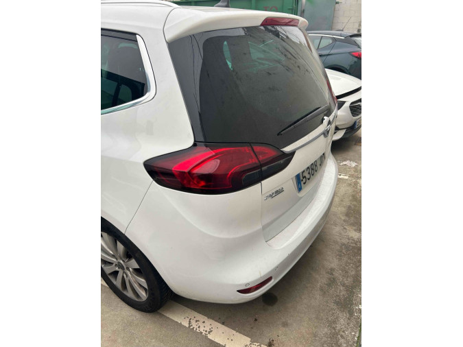 OPEL ZAFIRA Año : 2015