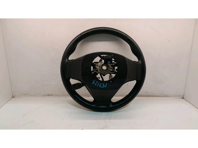 VOLANTE TOYOTA AURIS 2015