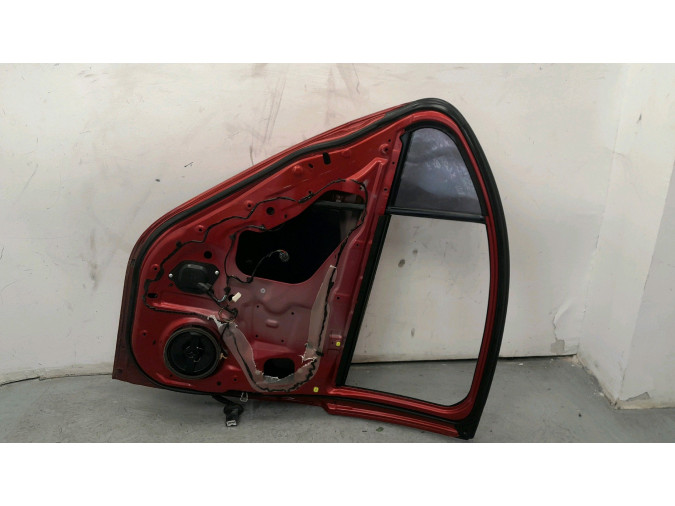 PUERTA TRASERA IZQUIERDA MITSUBISHI LANCER ROJA 2009