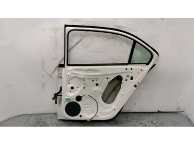 PUERTA TRASERA DERECHA SKODA RAPID BLANCA 2016