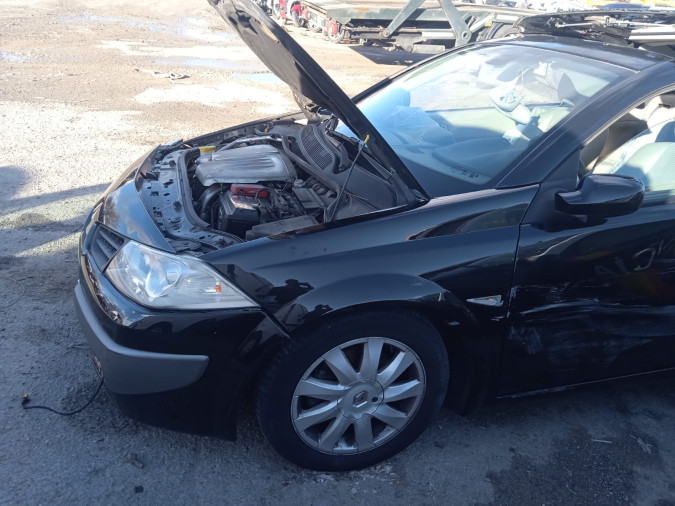 RENAULT MÉGANE Año : 2007
