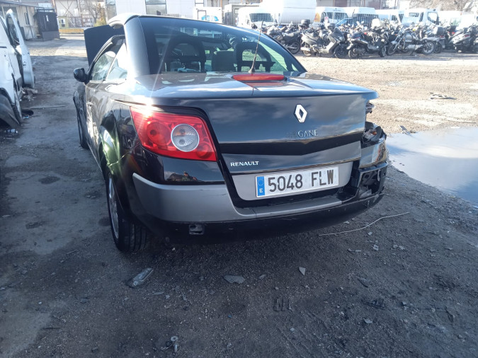 RENAULT MÉGANE Año : 2007