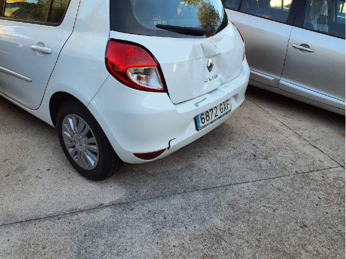 RENAULT CLIO Año : 2010