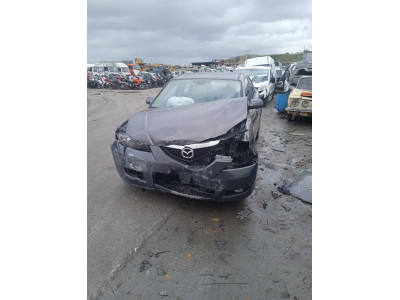 MAZDA 3 Año : 2007