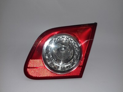 PILOTO TRASERO DERECHO INTERIOR FORD FOCUS 2006