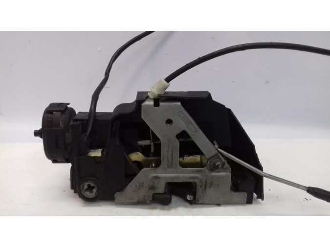 CERRADURA PUERTA DELANTERA DERECHA MERCEDES CLASE A 2001