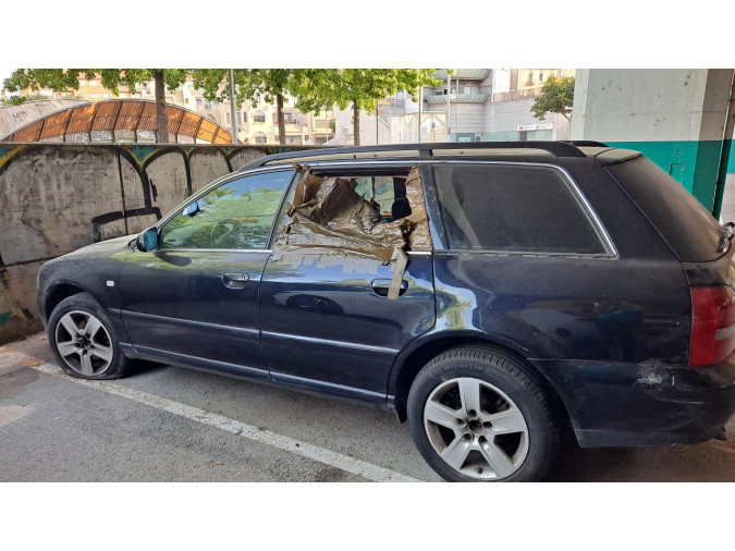 AUDI A4 Año : 2000