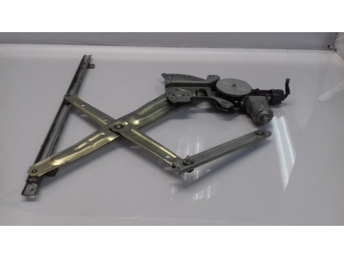 ELEVALUNAS DELANTERO DERECHO BMW SERIE 3 2011