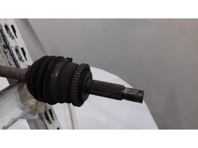 TRANSMISION DELANTERA DERECHA HYUNDAI I20 2012