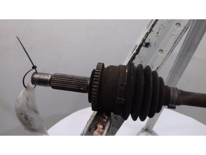 TRANSMISION DELANTERA IZQUIERDA HYUNDAI I20 2012