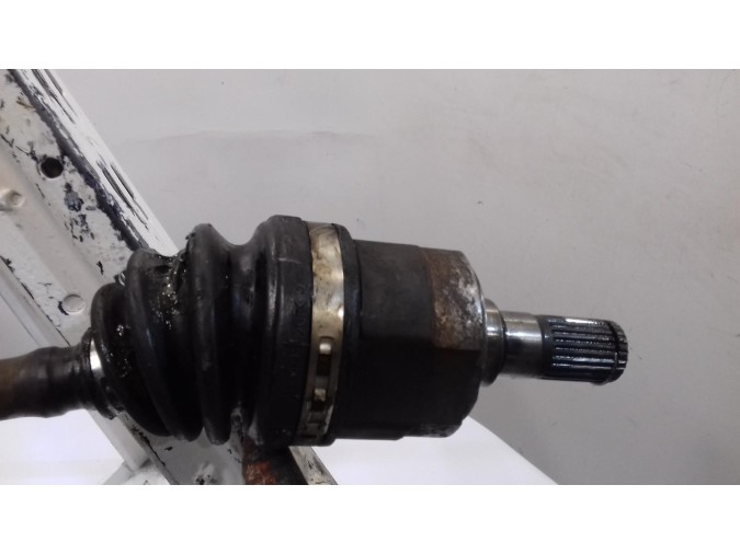 TRANSMISION DELANTERA IZQUIERDA HYUNDAI I20 2012