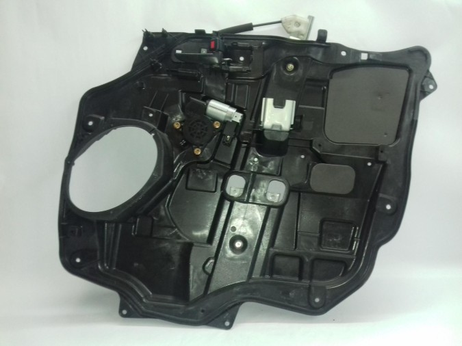 ELEVALUNAS DELANTERO DERECHO MAZDA 5 2006