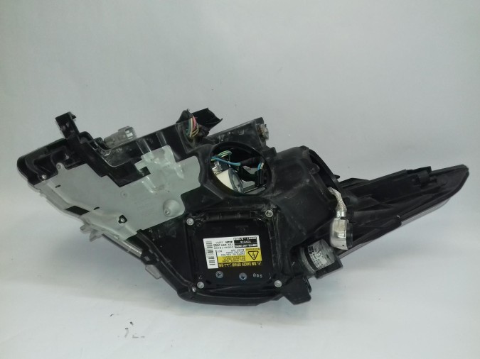 FARO DELANTERO DERECHO TOYOTA AURIS 2016