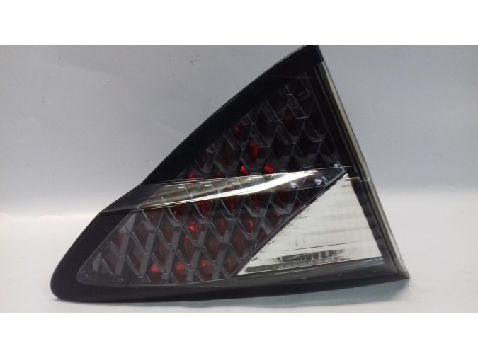 PILOTO TRASERO IZQUIERDO INTERIOR RENAULT FLUENCE 2013