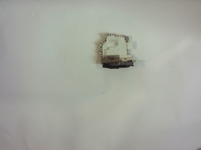 CERRADURA PUERTA DELANTERA DERECHA AUDI A3 2014