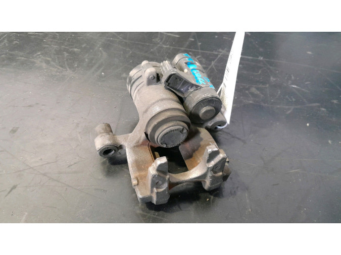 PINZA FRENO TRASERA DERECHA AUDI A3 2016