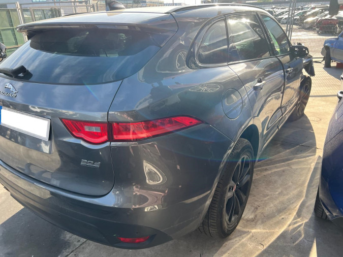 JAUGAR F-PACE R SPORT 2018
