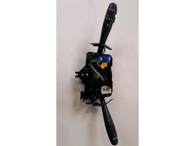 MANDO MULTIFUNCION DACIA SANDERO 2011
