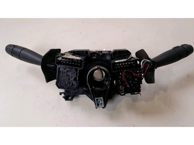 MANDO MULTIFUNCION DACIA SANDERO 2011