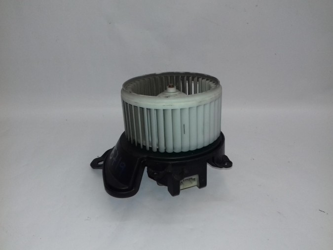 MOTOR DEL CALENTADOR SO OPEL CORSA 2016