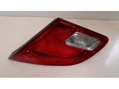 PILOTO TRASERO DERECHO INTERIOR OPEL ASTRA 2013
