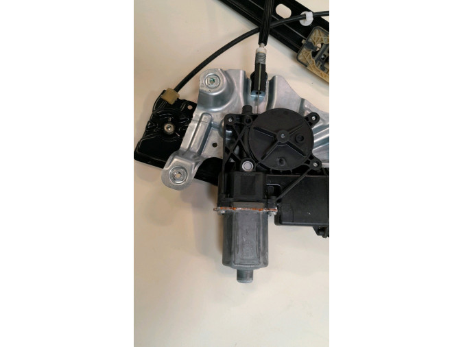 ELEVALUNAS DELANTERO DERECHO OPEL ASTRA 2013